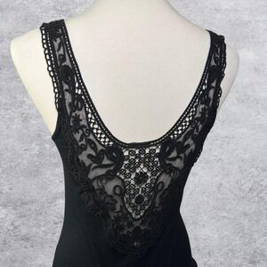 Intimissimi Black Cami with Lace Trim and Ruffle Hem Size Medium